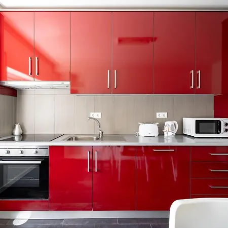 Alvares Araujo - Familiar Perto Da Estacao De Comboios Μπράγκα