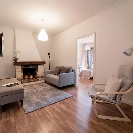 Alvares Araujo - Familiar Perto Da Estacao De Comboios Apartamento