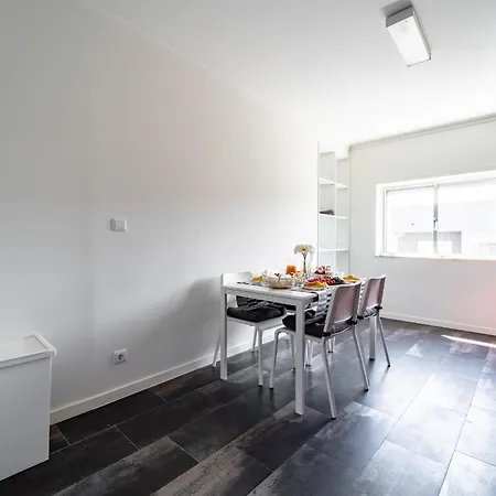 Alvares Araujo - Familiar Perto Da Estacao De Comboios Apartamento Braga