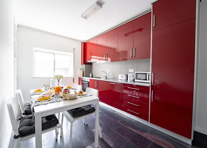 Alvares Araujo - Familiar Perto Da Estacao De Comboios アパート *