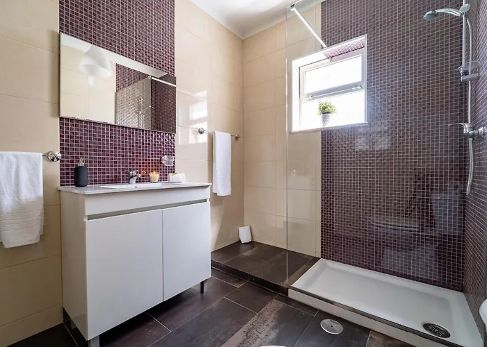 Alvares Araujo - Familiar Perto Da Estacao De Comboios アパート *