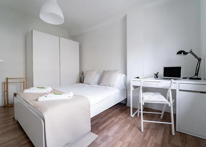 Alvares Araujo - Familiar Perto Da Estacao De Comboios アパート *