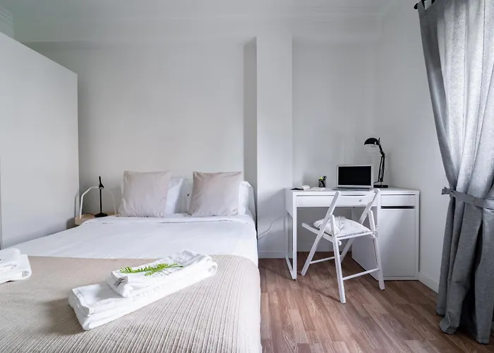 アパート Alvares Araujo - Familiar Perto Da Estacao De Comboios