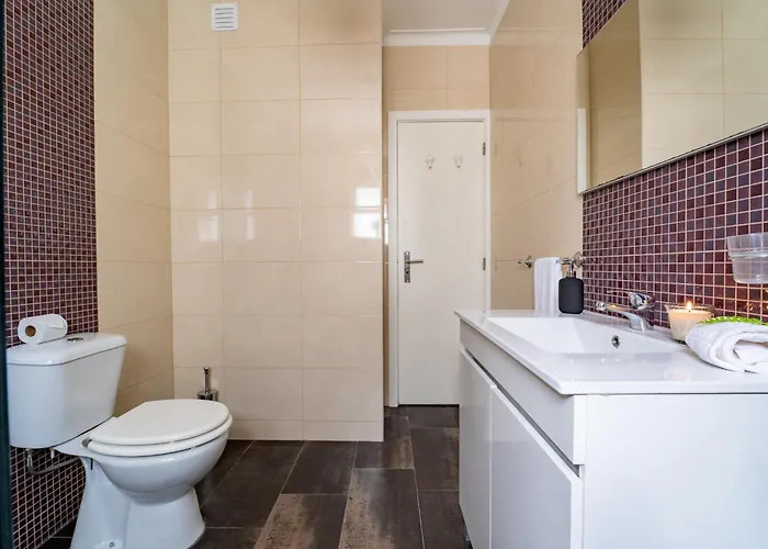 アパート Alvares Araujo - Familiar Perto Da Estacao De Comboios